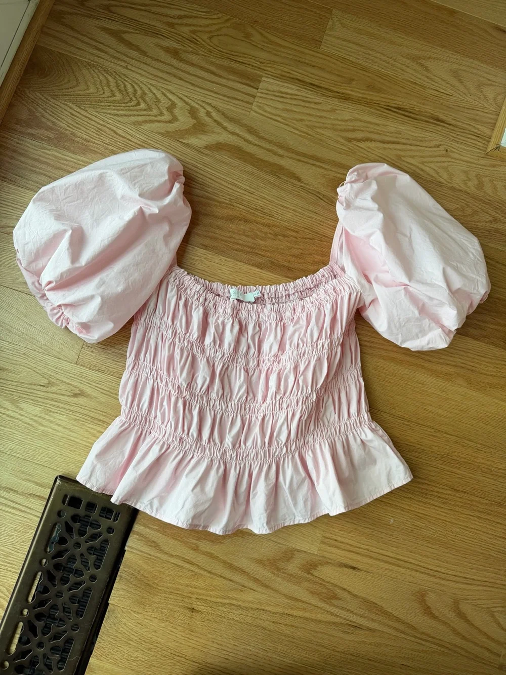 ASTR The Label Pink Puff Sleeve Smocked Peplum Top XL